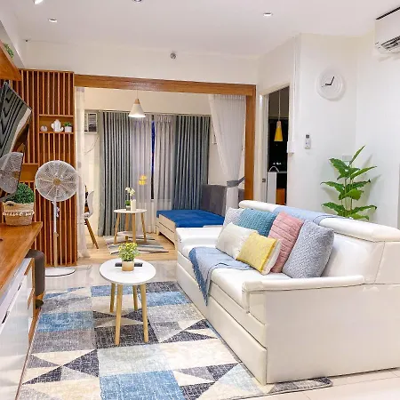 Large 1-Bedroom Condo 60Sqm Makati Rockwell Cbd Poblacion