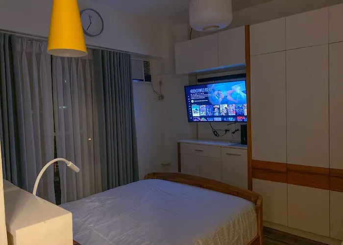 Apartment Large 1-bedroom 60sqm Makati Rockwell Cbd Poblacion
