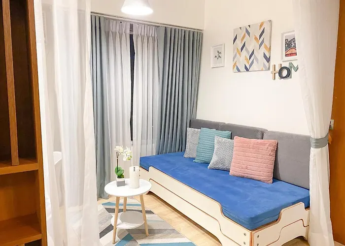 Large 1-bedroom 60sqm Makati Rockwell Cbd Poblacion